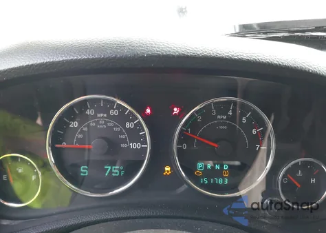 2011 Jeep Wrangler Unlimited Sport z USA, uszkodzony, nr VIN 1J4BA3H12BL513136